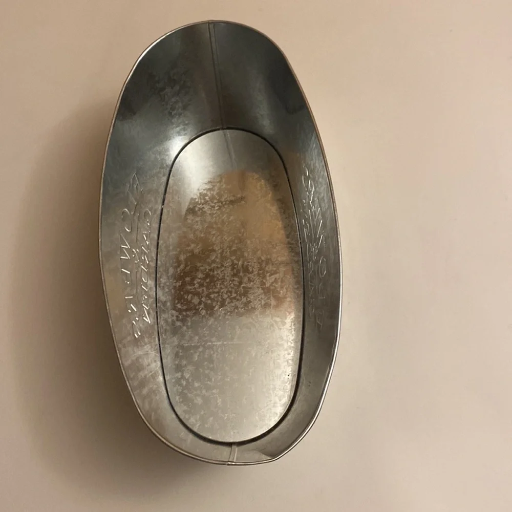 COPY - NWT Flowers & Garden Galvanized Metal Oval Shaped Planter 10.5x5.5x4inch - Picture 5 of 5